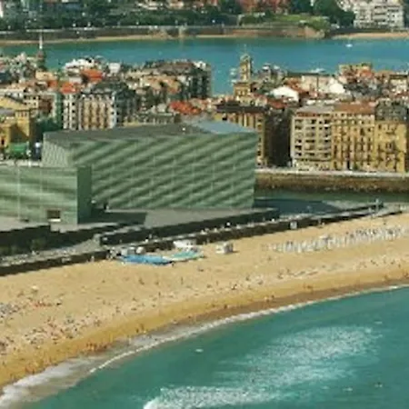 شقة Coqueto Con Garaje Al Lado De La Playa سان سيباستيان