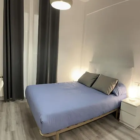 Coqueto Con Garaje Al Lado De La Playa *